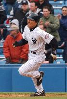 Yankees' Matsui goes 1-for-3 with 2 RBIs against Blue Jays